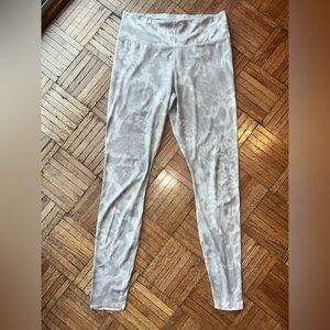 Nike Dri-FIT Light Grey Tie Dye Performance Leggings w/3 hidden waist pockets